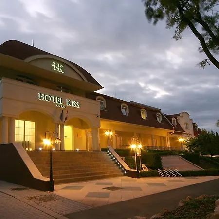 Hotel Kiss